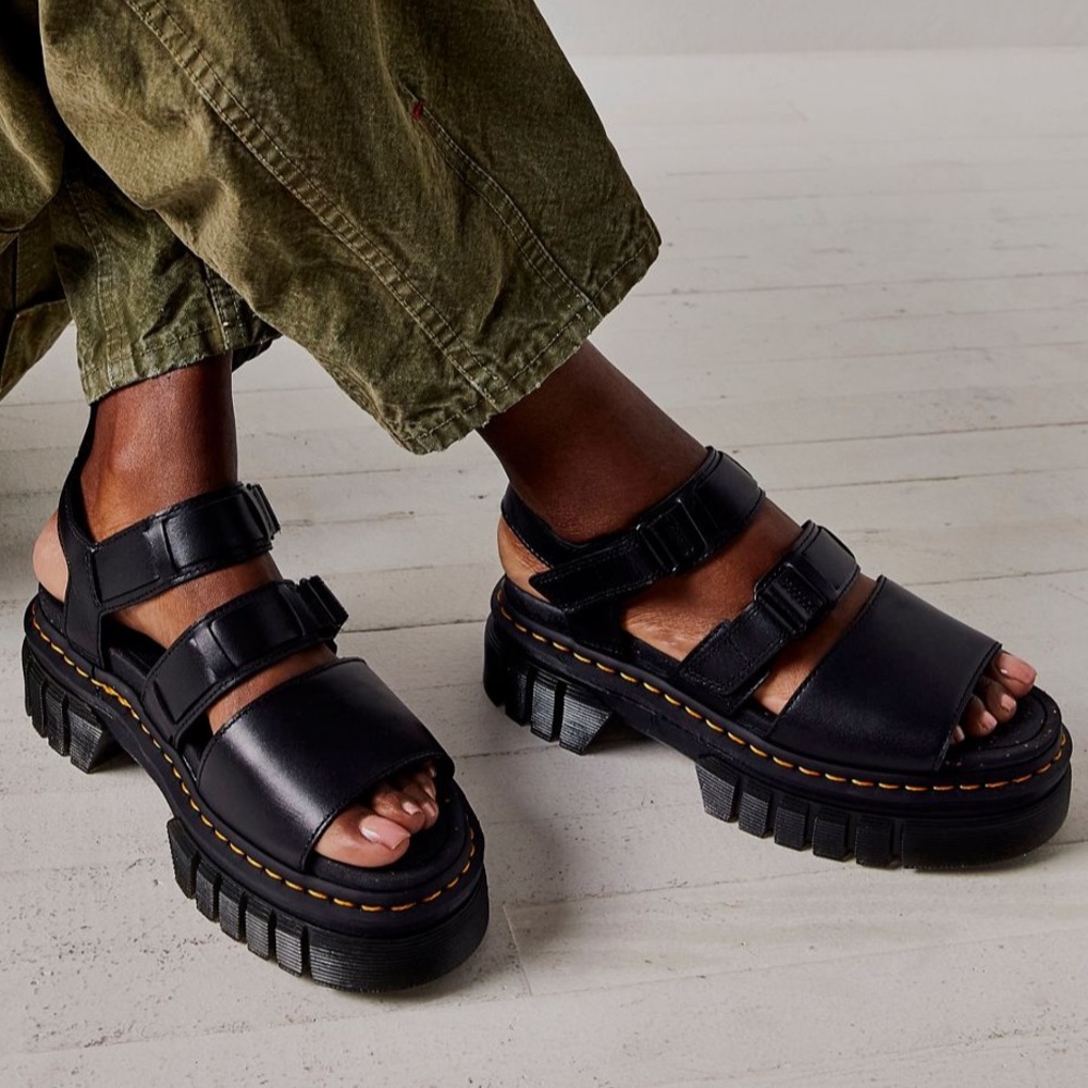 Dr. Marten ricki 3 strap platform sandal